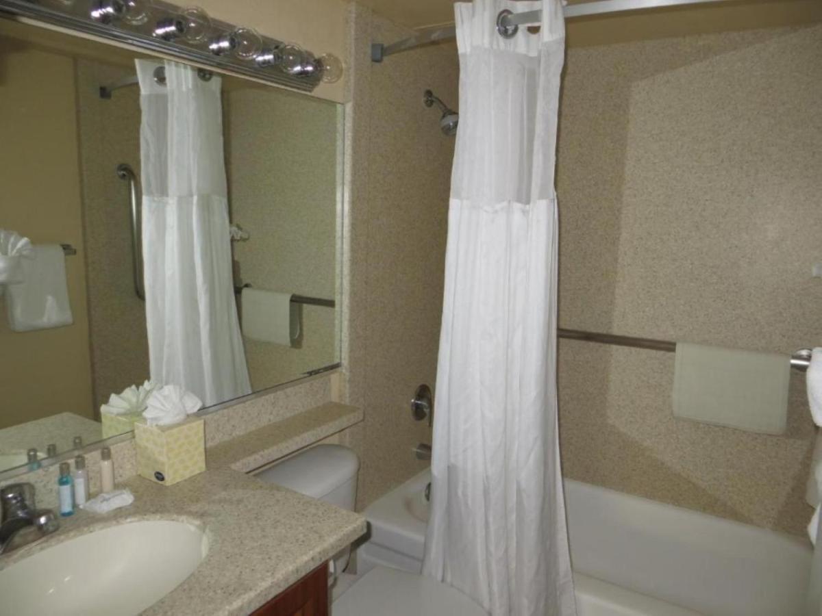 Aparthotel Getaways At The Jockey Club