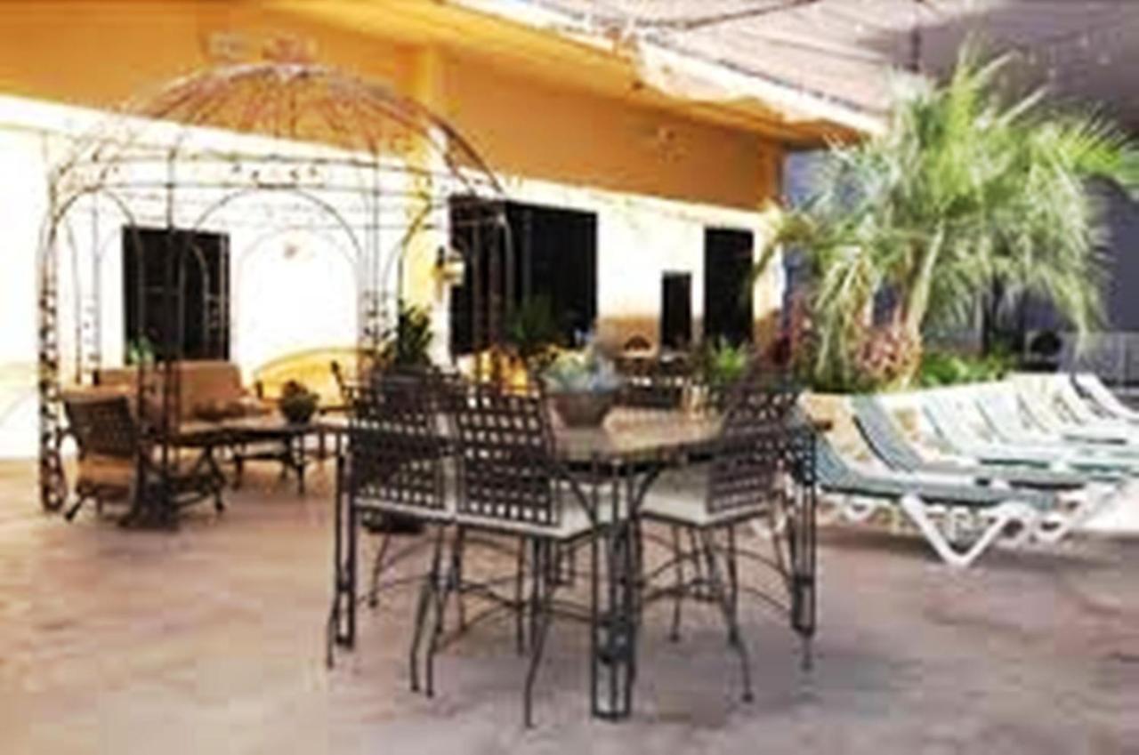 Getaways At The Jockey Club Aparthotel 3*